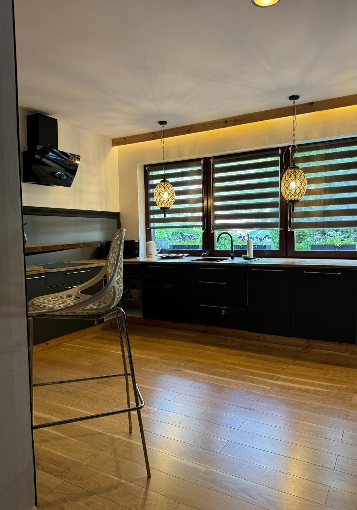 Atelier Apartment *