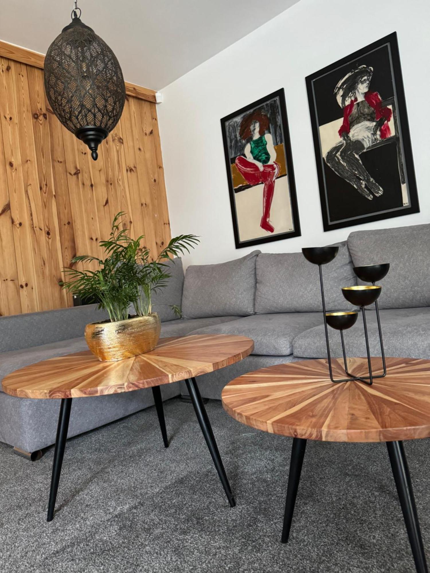 Atelier Apartment *